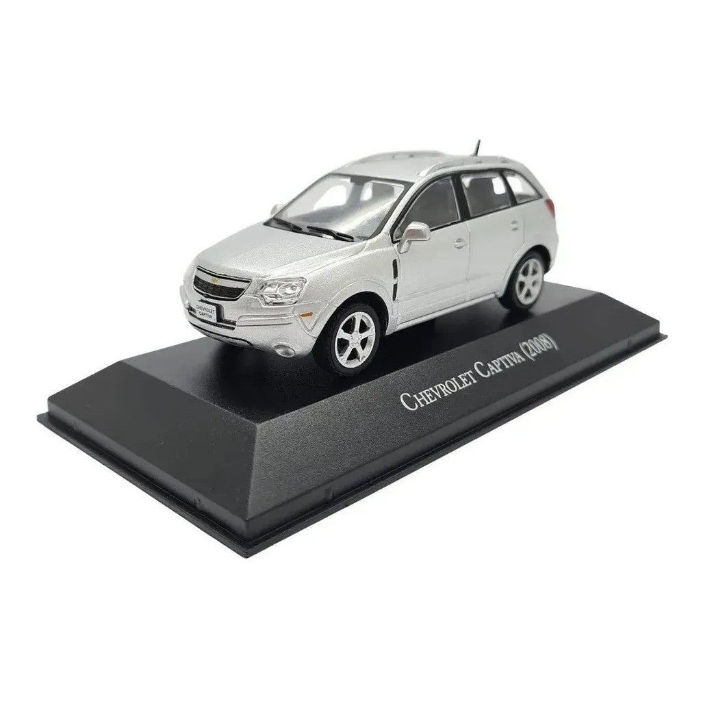 Chevrolet Captiva 2008 cu vitrina plexiglass - 1/43 Altaya