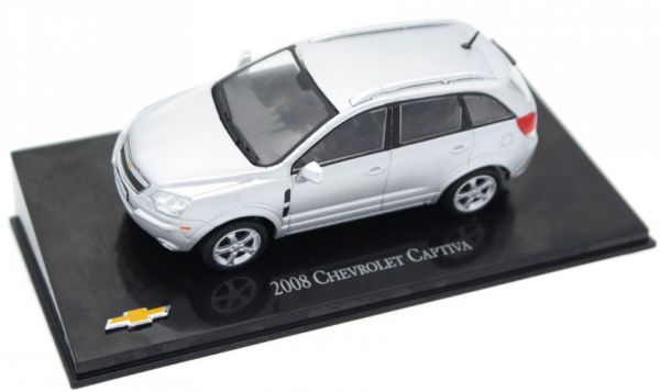 Chevrolet Captiva 2008 cu vitrina plexiglass - 1/43 Altaya