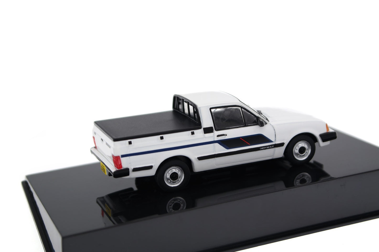 Chevrolet Chevy 500 SL/E 1988 cu vitrina plexiglass - 1/43 Altaya