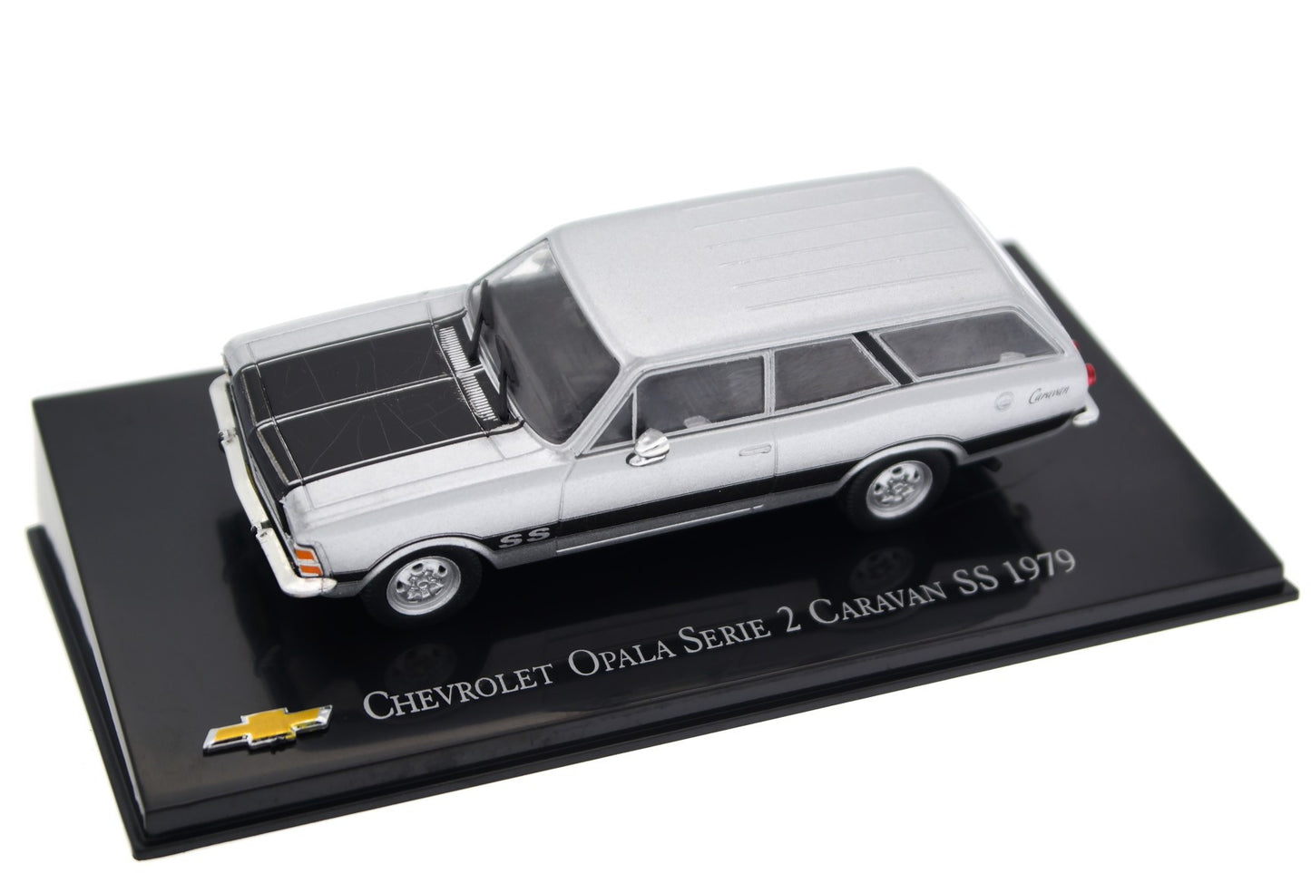 Chevrolet Opala Serie 2 Caravan SS 1979 cu vitrina plexiglass - 1/43 Altaya