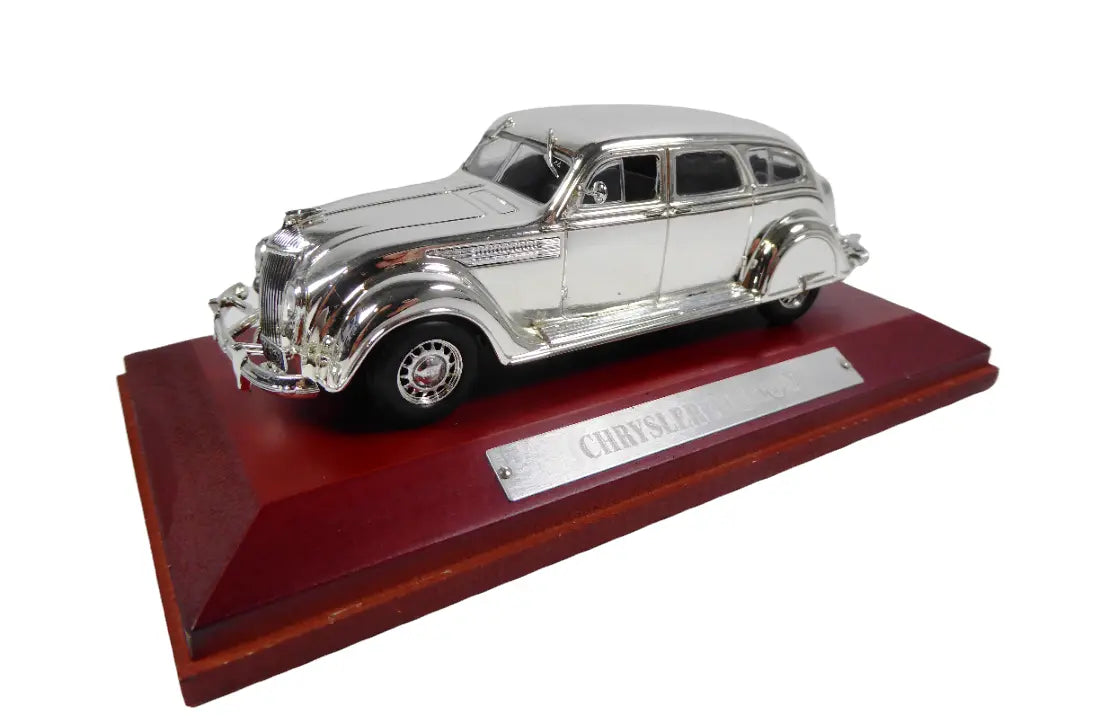 Chrysler Airflow cu vitrina plexiglass - 1/43 Atlas Collections