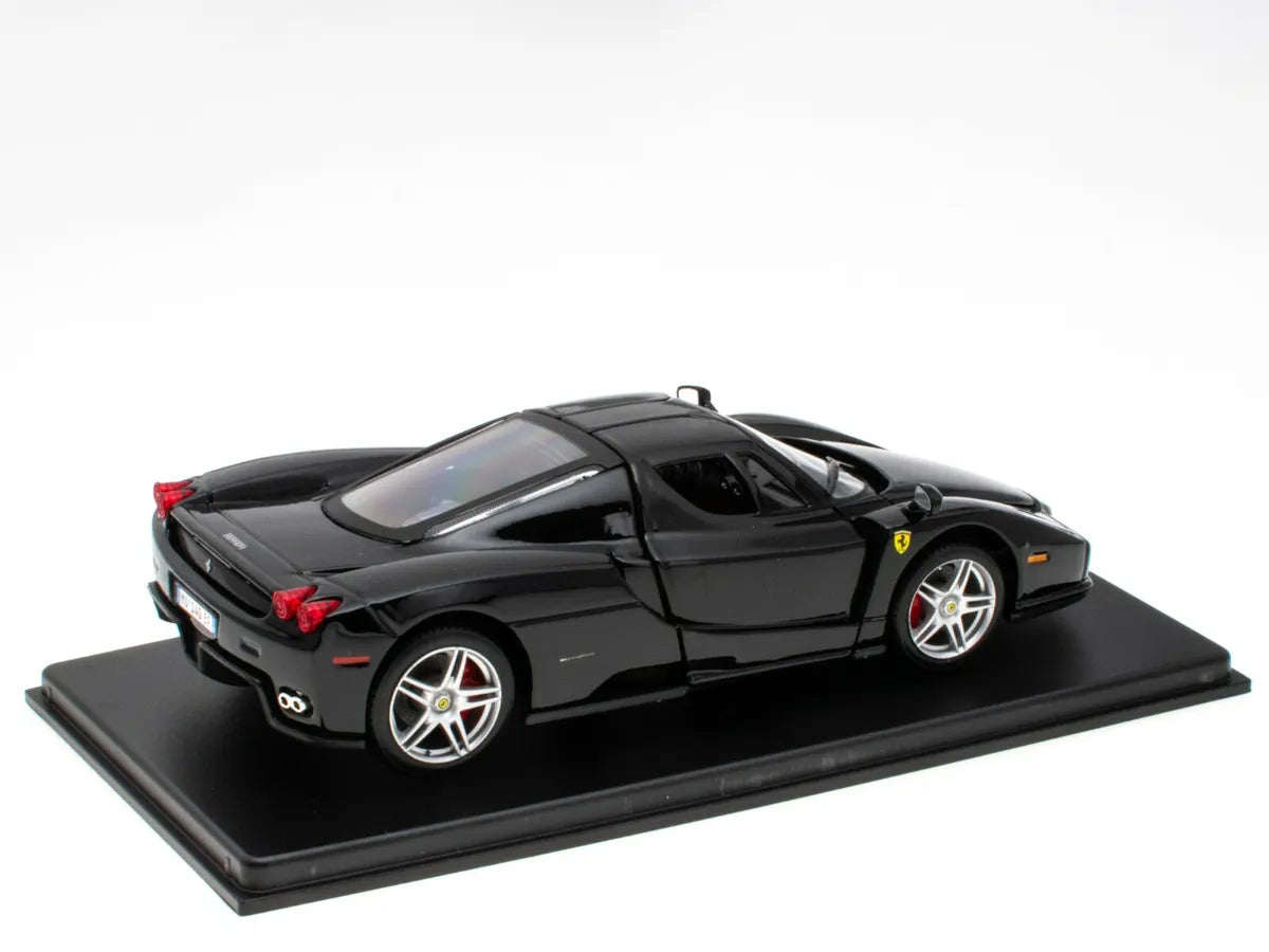 Ferrari Enzo Ferrari negru cu vitrina plexiglass - 1/24 Bburago