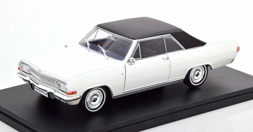 Opel Diplomat V8 Coupe 1965 - 1/24 Hachette.