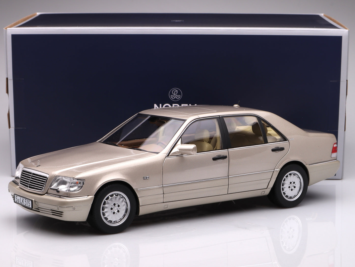 Mercedes-Benz S600 1997 crem - 1/18 Norev