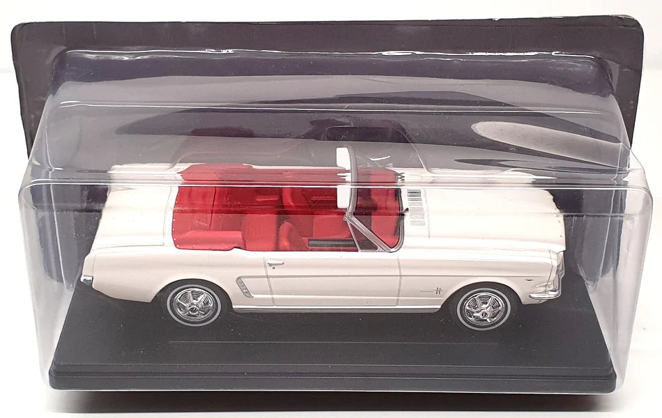 Ford Mustang Convertible 1965 - 1/24