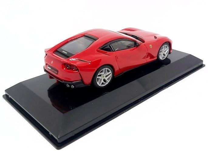 Ferrari 812 Superfast 2017 cu vitrina plexiglass - 1/43 Altaya.