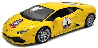 Lamborghini Huracan Zoute Grand Prix 2019 Limited Edition cu vitrina - 1/24 Bburago