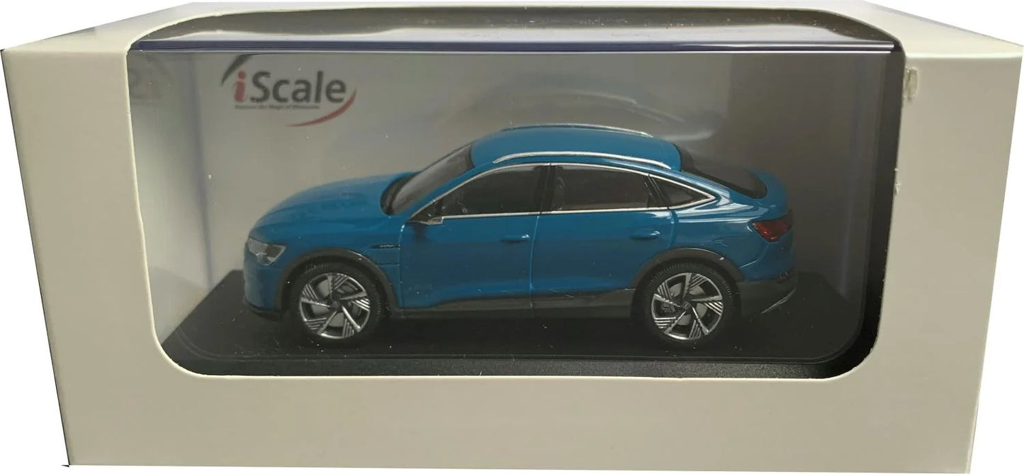 Audi e-tron Sportback antigua blue cu vitrina plexiglass - 1/43 IScale