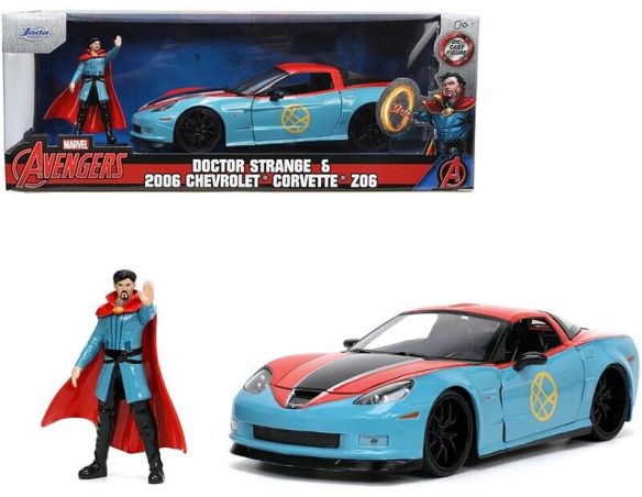 Chevrolet Corvette Z06 2006 cu figurina Doctor Strange - 1/24 Jada