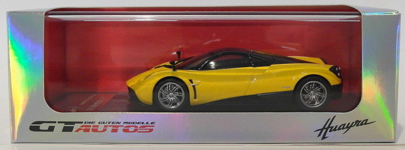 Pagani Huayra galbena cu vitrina plexiglass - 1/43 GT Autos