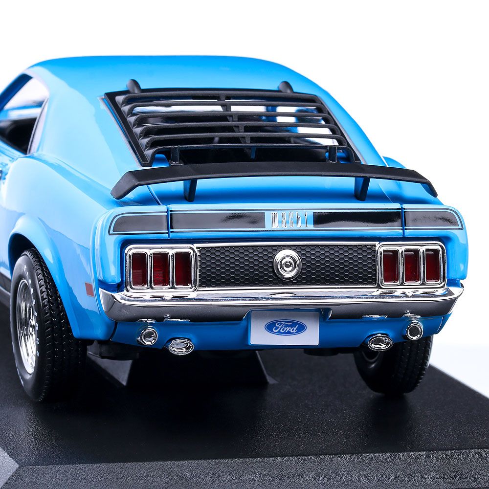 Ford Mustang Mach 1 1970 (albastru) - 1/18 Maisto