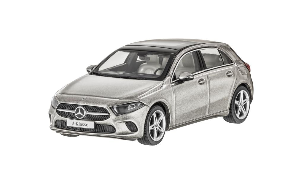 Mercedes A-Klasse gri cu vitrina plexiglass - 1/43 Herpa