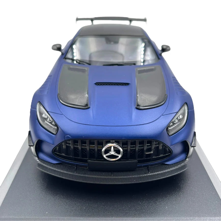 Mercedes Amg GT Black Series 2020 matt blue metallic 1/300 pcs - 1/18 Minichamps