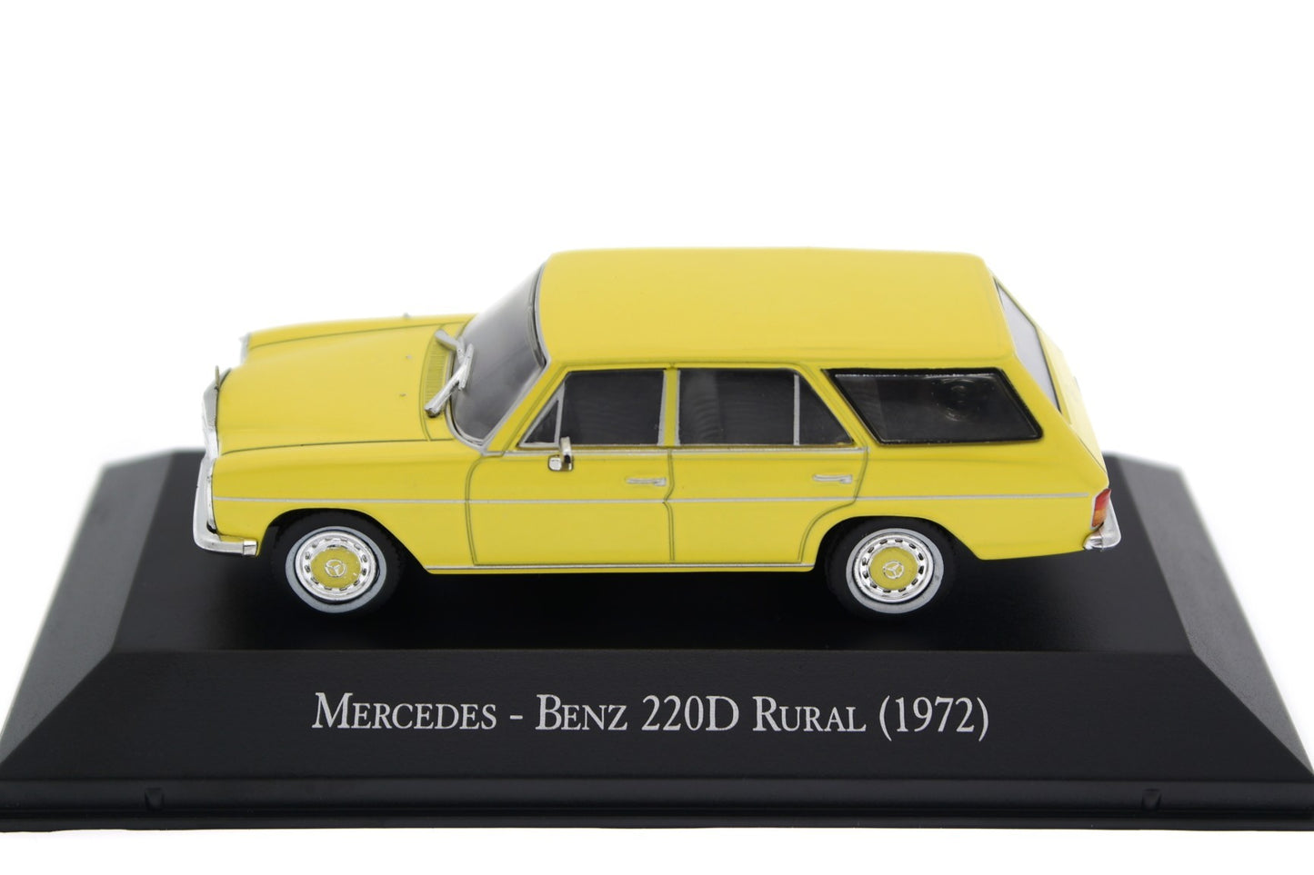 Mercedes-Benz 220D Rural 1972 - 1/43 Altaya