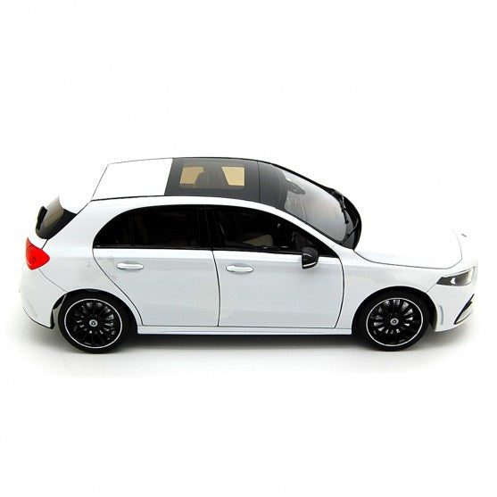 Mercedes-Benz A-Class alb - 1/18 Norev