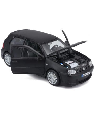 Volkswagen Golf R32 (negru mat) - 1/24 Maisto