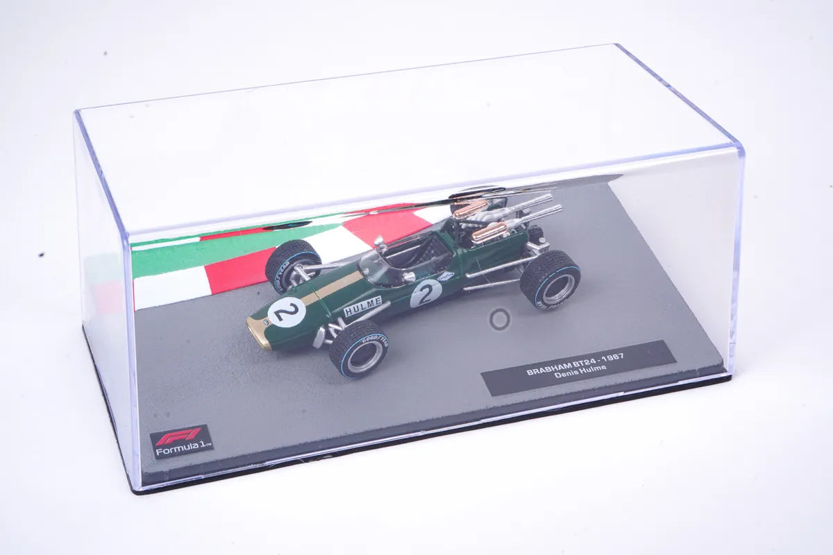 Brabham BT24 1967 Denis Hulme cu vitrina plexiglass - 1/43 Altaya