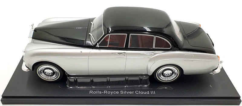 Rolls-Royce Silver Cloud III silver/black - 1/18 Model Car Group