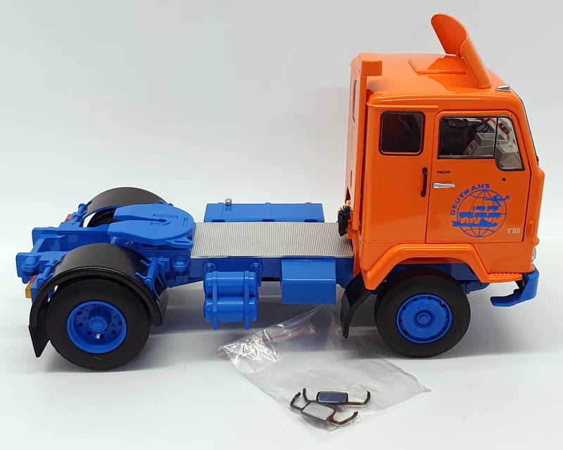 Camion Volvo F88 portocaliu/albastru - 1/18 Road Kings