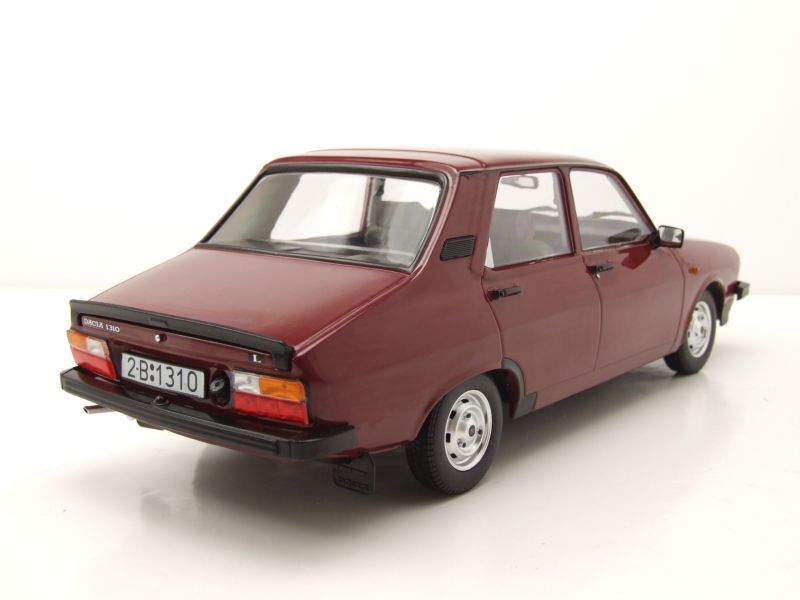 Dacia 1310L 1993 visinie - 1/18 Triple9