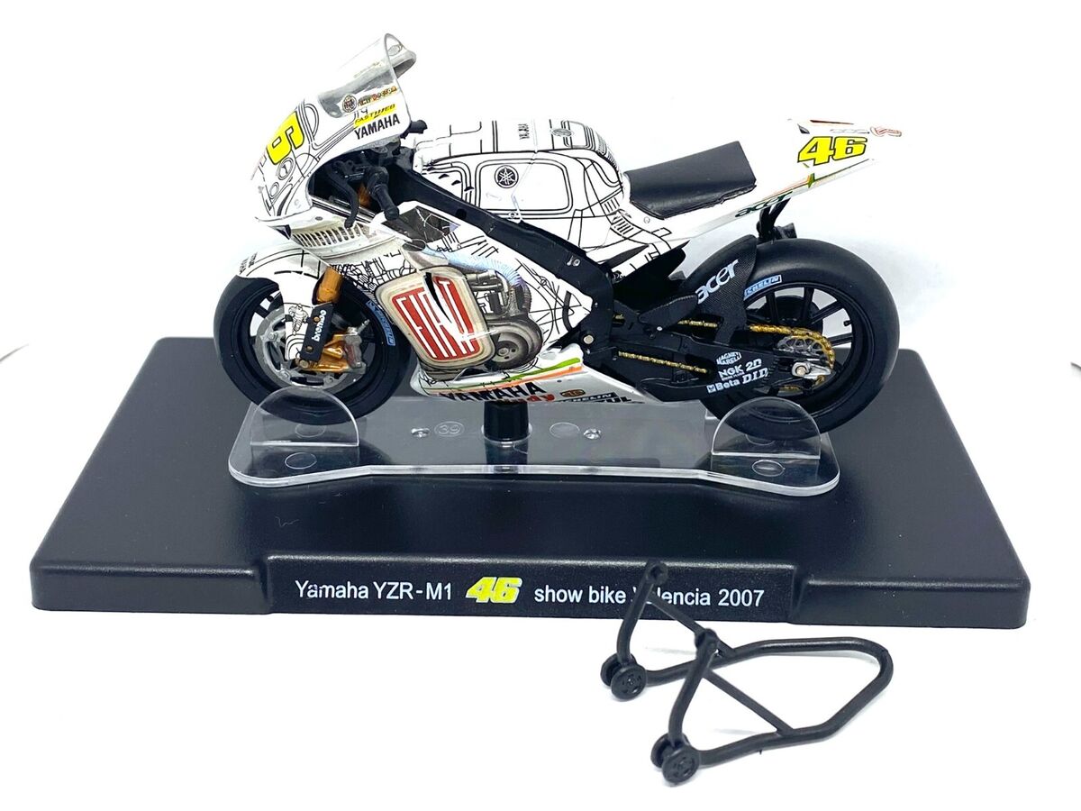 Motocicleta Yamaha YZR-M1 show bike Valencia 2007 - 1/18 Altaya