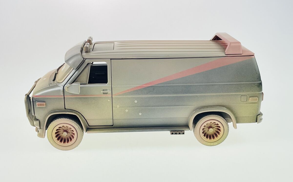 GMC Vandura 1983 murdara - 1/24 Greenlight