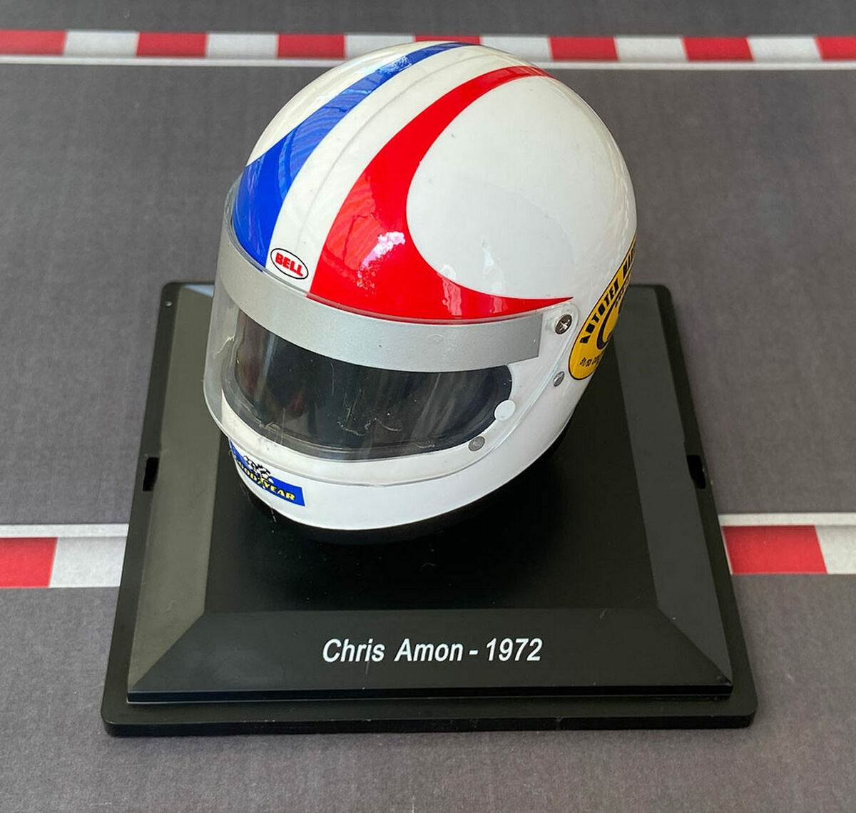 Casca Chris Amon 1972 - 1/5 Spark