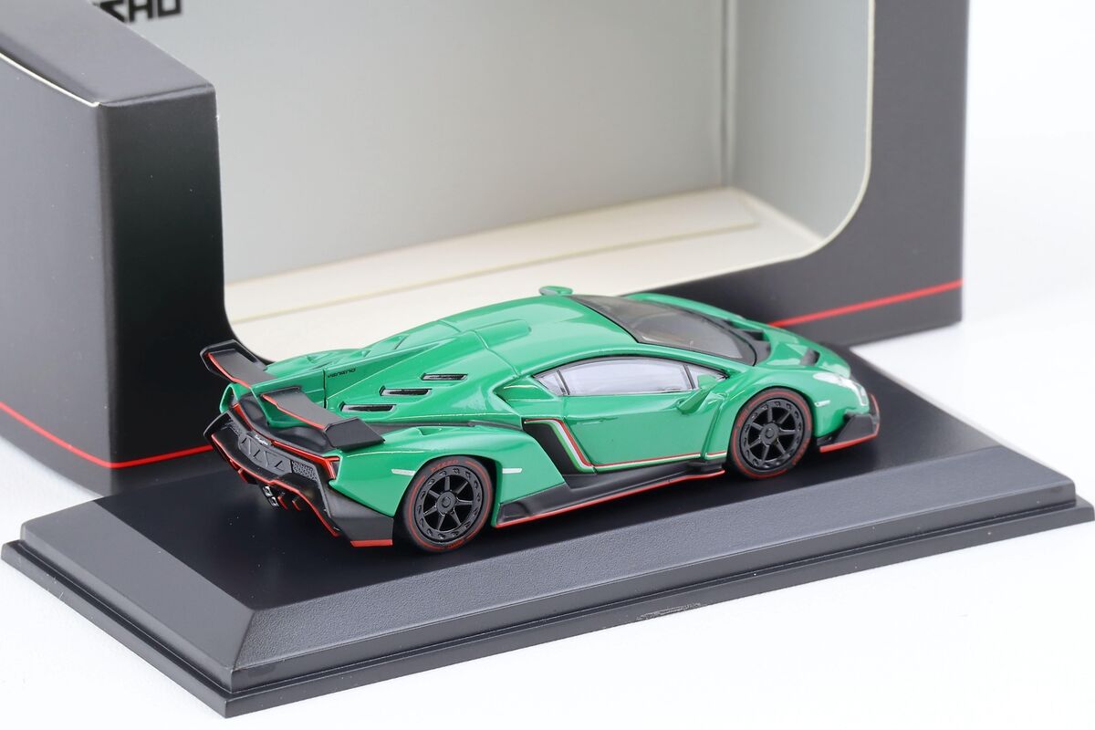 Lamborghini Veneno green/red line cu vitrina plexiglass - 1/64 Kyosho