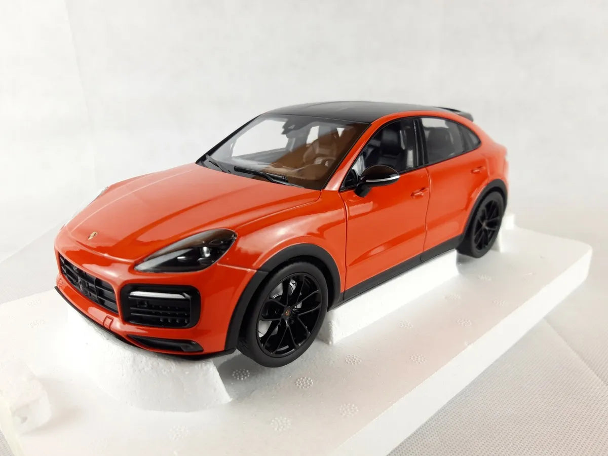 Porsche Cayenne S Coupe orange - 1/18 Norev