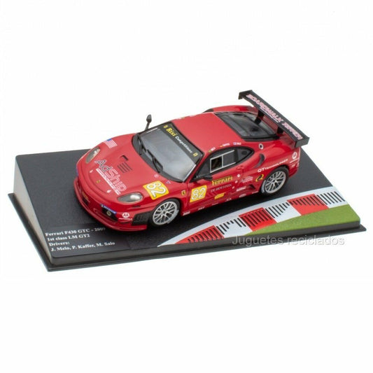 Ferrari F430 GTC #82 2009 1st Class LM GT2 cu vitrina plexiglass - 1/43 Altaya