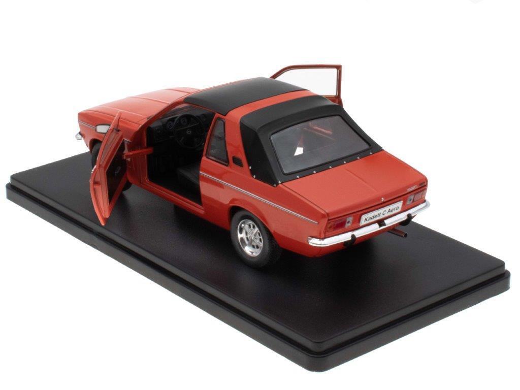 Opel Kadett C Aero 1976 -  1/24 Hachette.