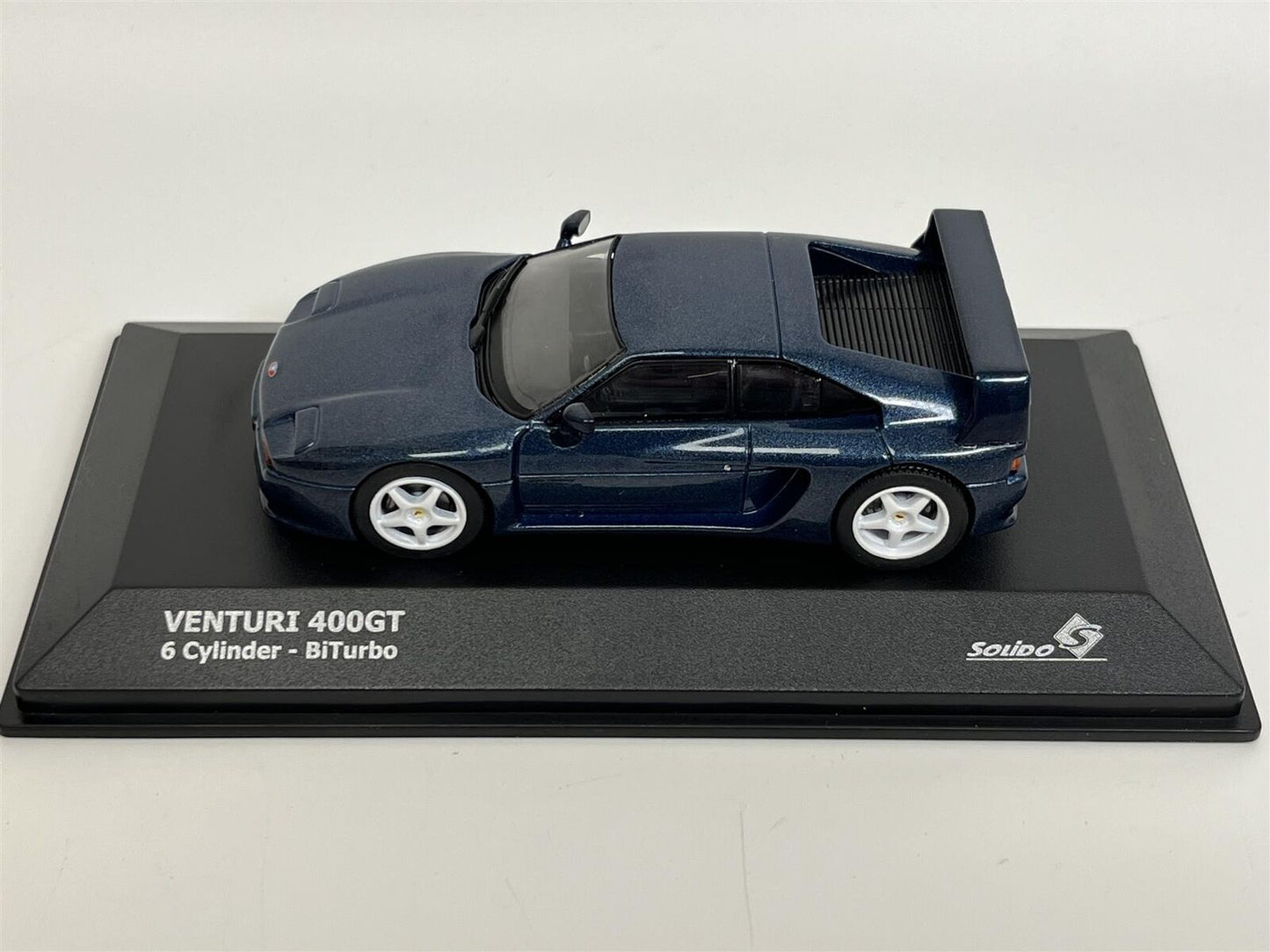 Venturi 400 GT 6 Cylinder - Biturbo cu vitrina plexiglass - 1/43 Solido