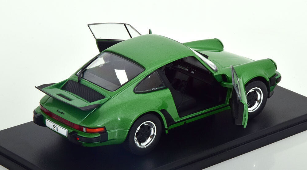 Porsche 911 Turbo 930 verde - 1/24 Whitebox