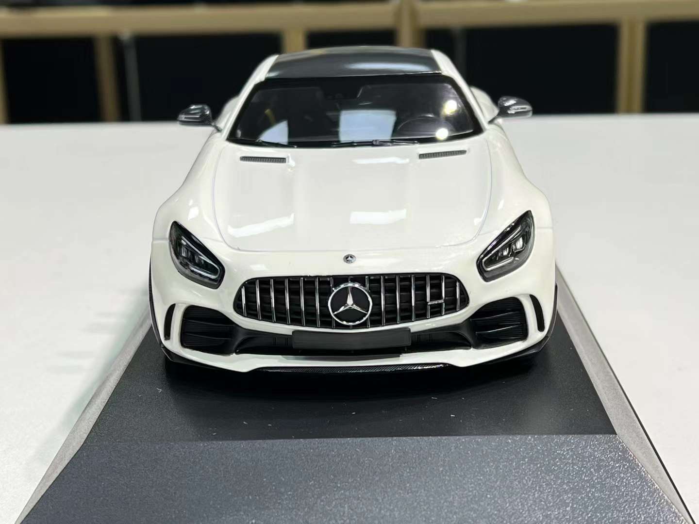 Mercedes AMG GTR