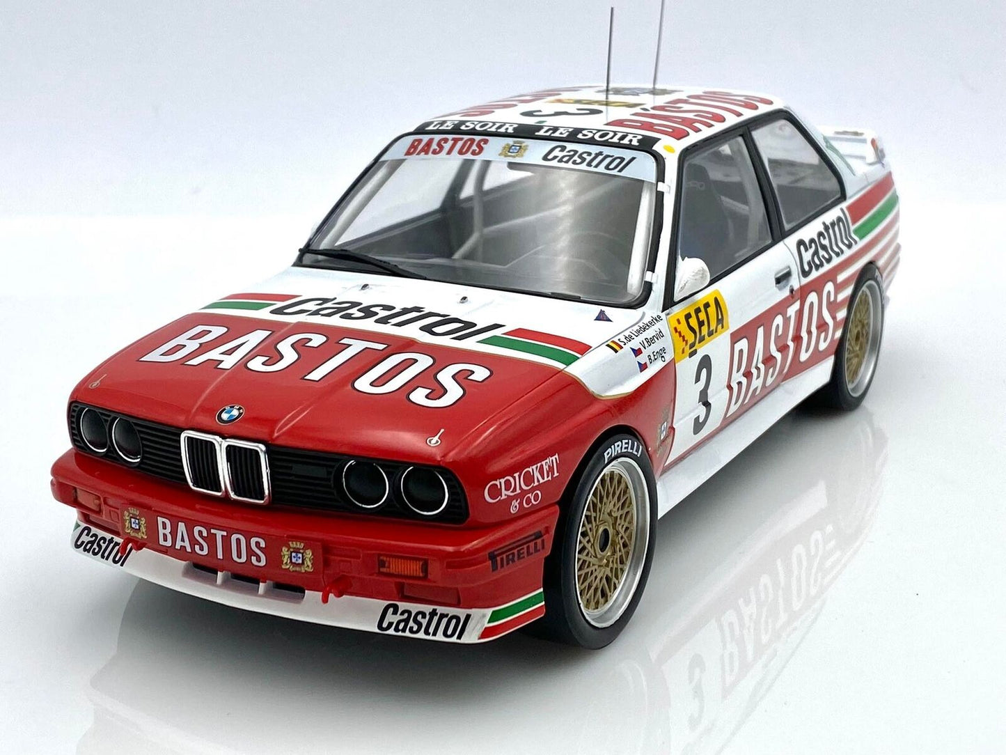 BMW M3 E30 No.3 Spa 1991 - 1/18 Ixo Models