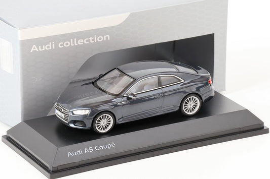 Audi A5 Coupe Manhattan Grey cu vitrina plexiglass - 1/43 Spark