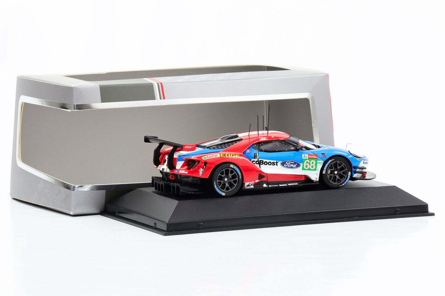 Ford GT #68 24h Le Mans 2019 cu vitrina plexiglass - 1/43 IxoModels