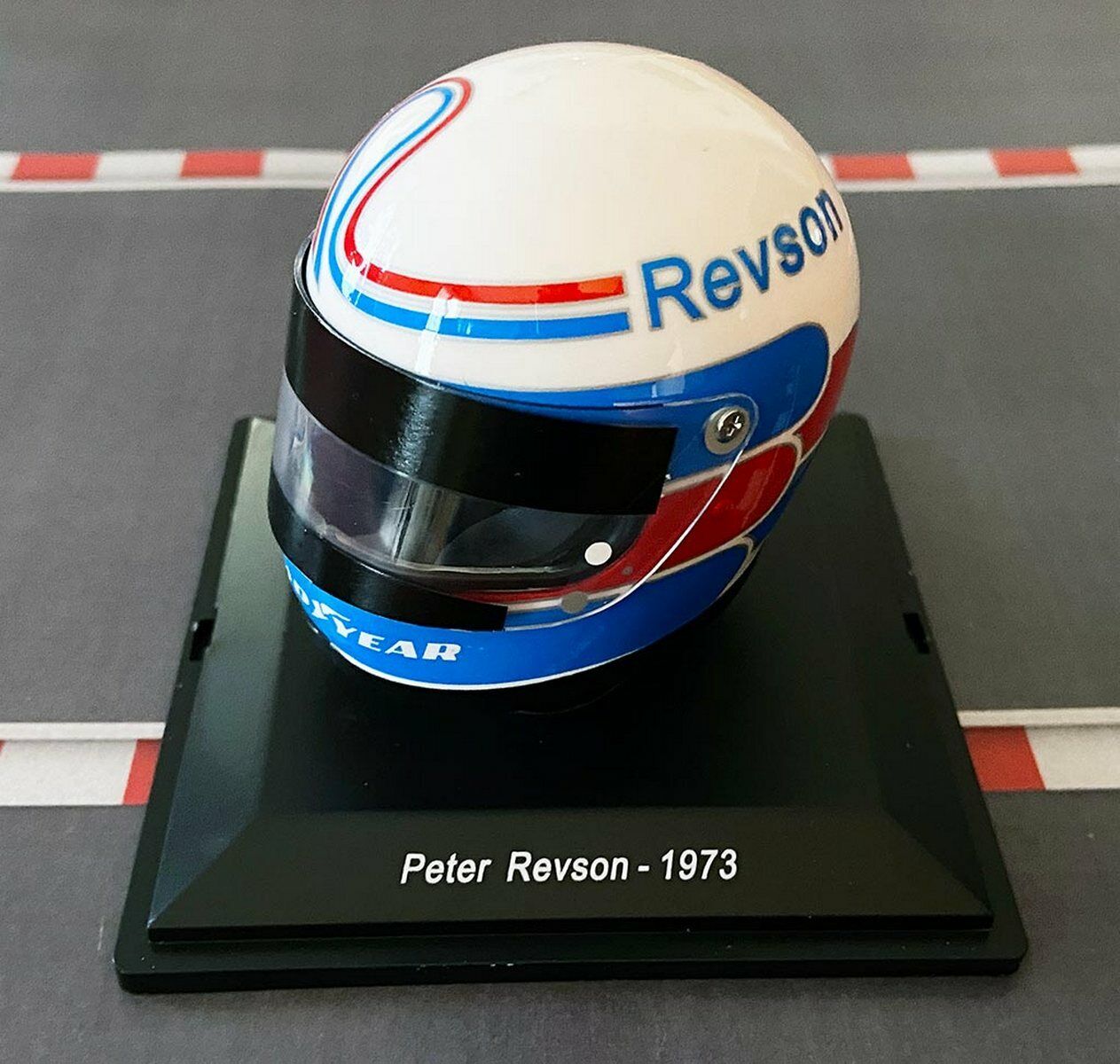 Casca Peter Revson 1973 - 1/5 Spark