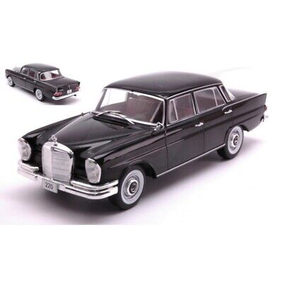 Mercedes-Benz 220 - 1/24 Whitebox