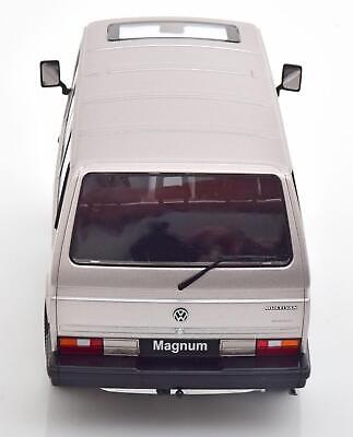 VW Bus T3 Multivan Magnum 1987 gri - 1/18 KK-Scale