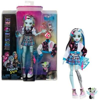 Papusa Monster High - Frankie Stein cu animalut si accesorii