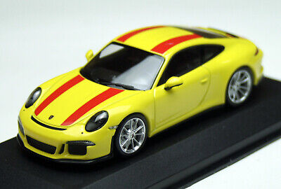 Porsche 911 R 2016 cu vitrina plexiglass - 1/43 Minichamps