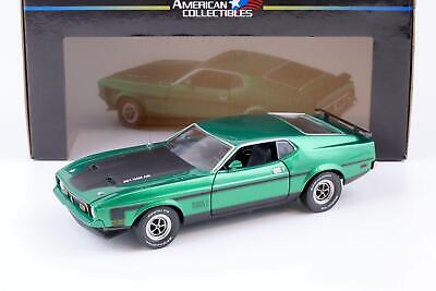 Ford Mustang Mach 1 Grabber Green 1971 - 1/18 Sun Star