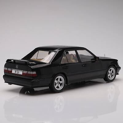 Mercedes-Benz W124 Tuning negru - 1/18 Model Car Group