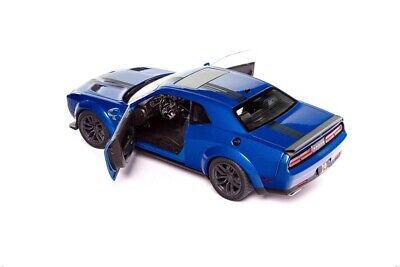 Dodge Challenger R/T Scat Pack Widebody - 1/18 Solido