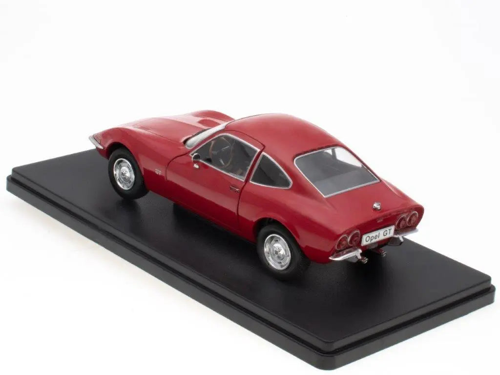 Opel GT 1900 Baujahr 1968 - 1/24  Hachette.