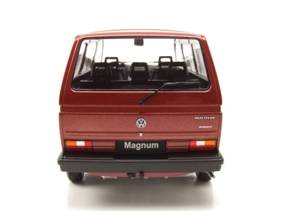 VW Bus T3 Multivan Magnum 1987 rosu- 1/18 KK-Scale