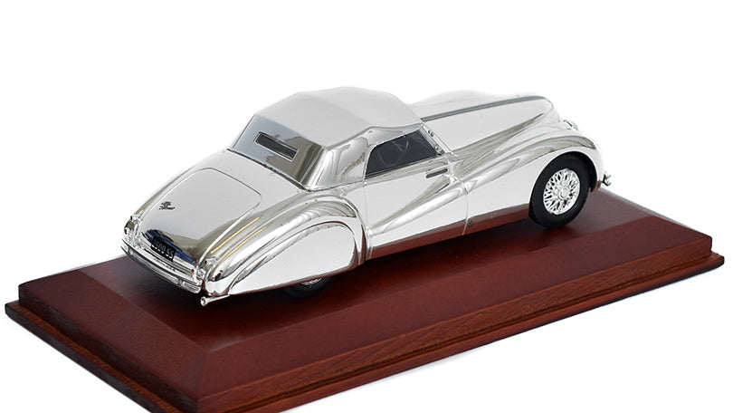 Alfa Romeo 6C 2500 SS cu vitrina plexiglass - 1/43 Atlas Collections