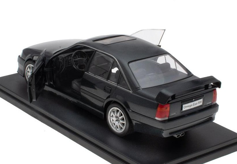 Opel Omega Evolution 500 1991 - 1/24 Hachette.