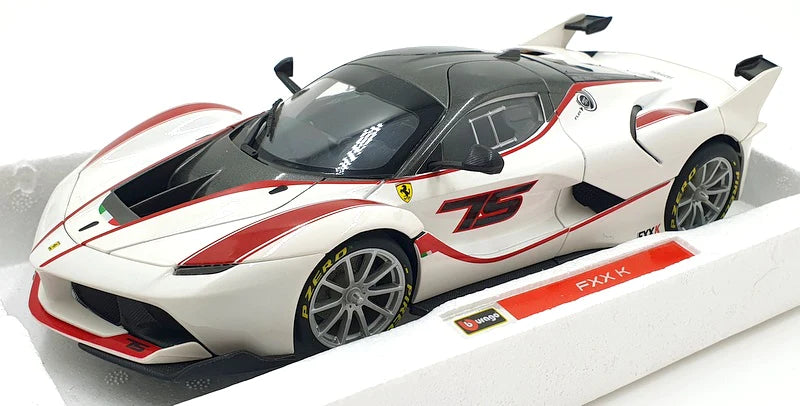 Ferrari FXXK SIGNATURE  alb Nr.75 - 1/18 Bburago